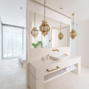 Luxury Oceanfront King Suite